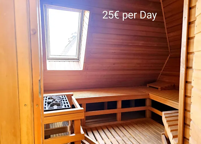 Dachnest Mit Terasse & Sauna Apartament *